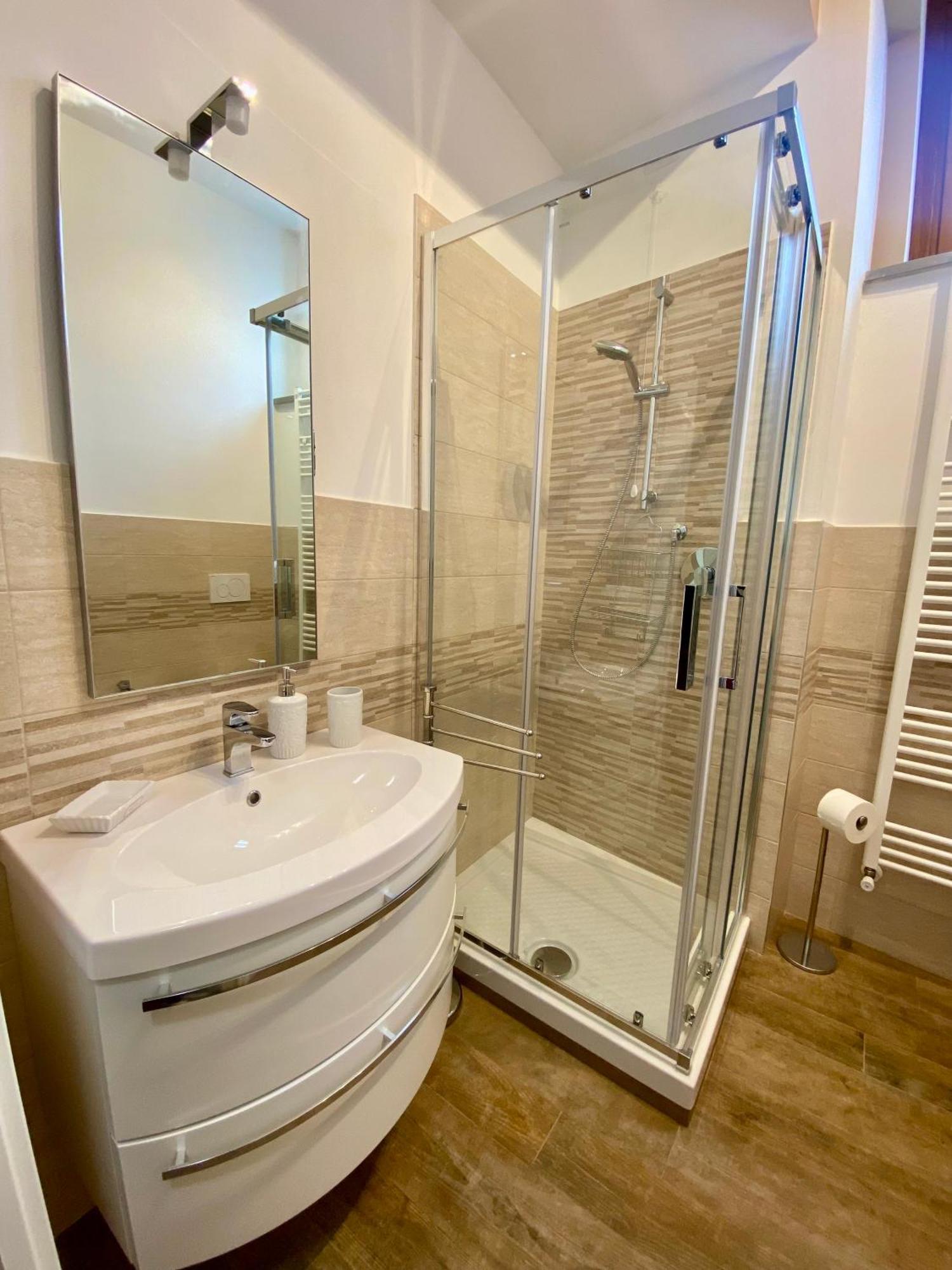 Casa Vacanze Il Borgo กุบบีโอ ภายนอก รูปภาพ