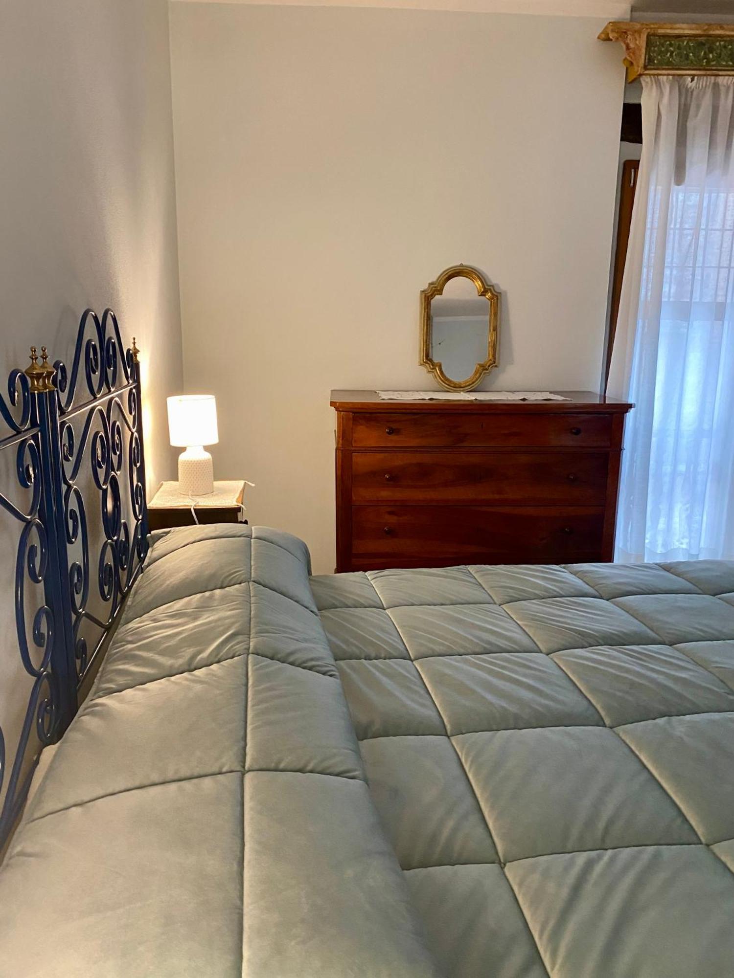 Casa Vacanze Il Borgo กุบบีโอ ภายนอก รูปภาพ