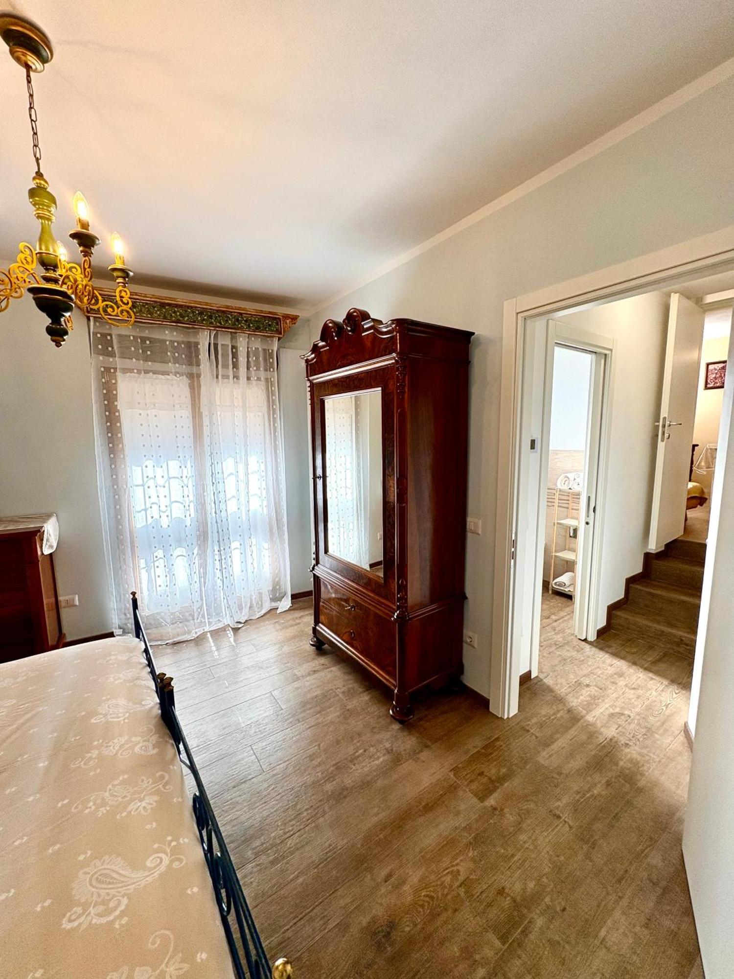 Casa Vacanze Il Borgo กุบบีโอ ภายนอก รูปภาพ